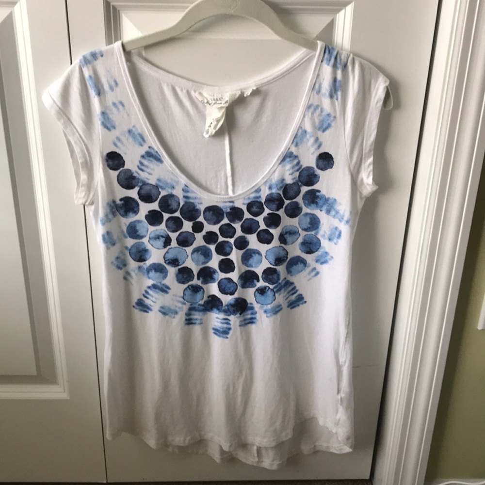 H&M blue watercolor design tee